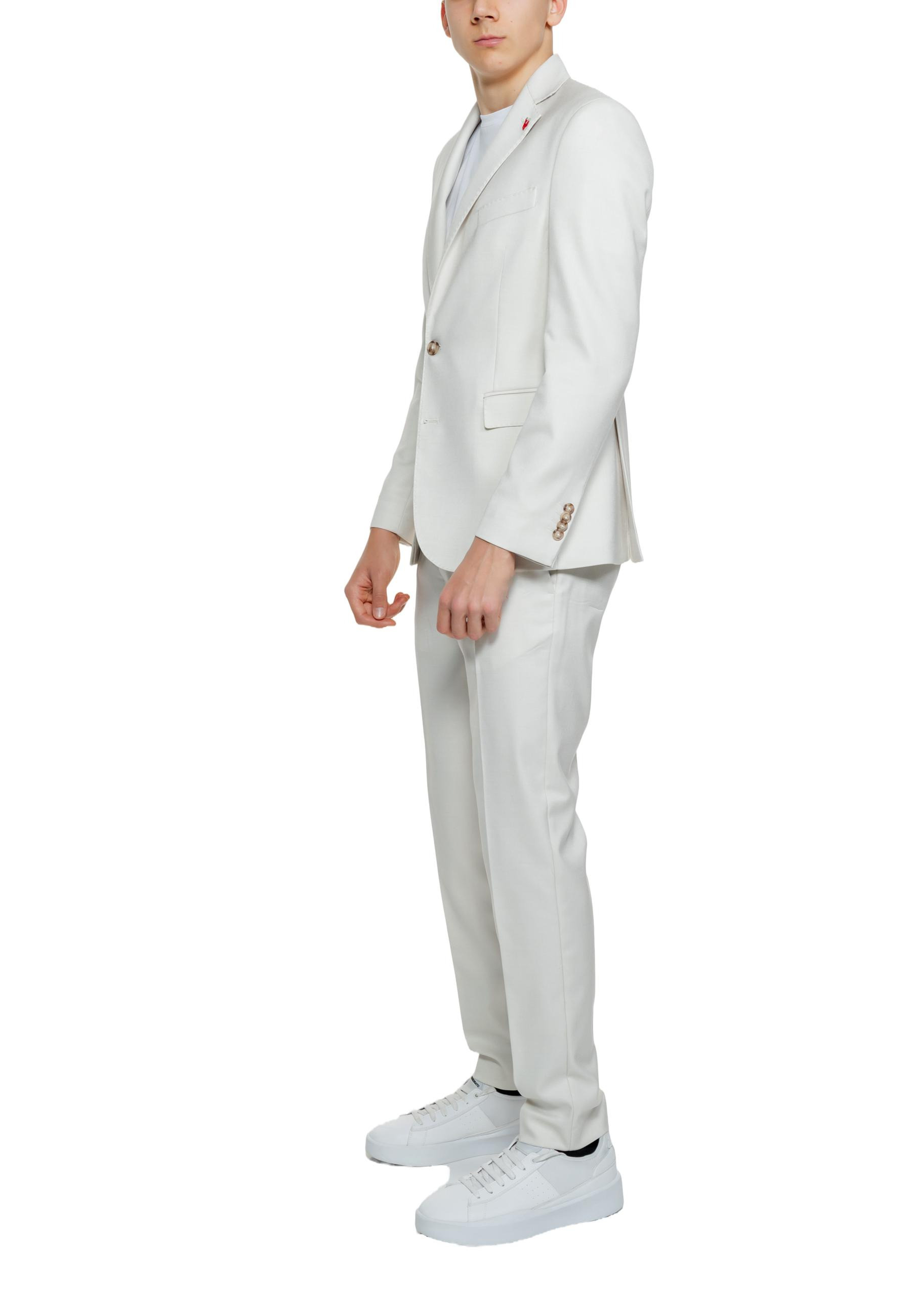 Mulish Suits
