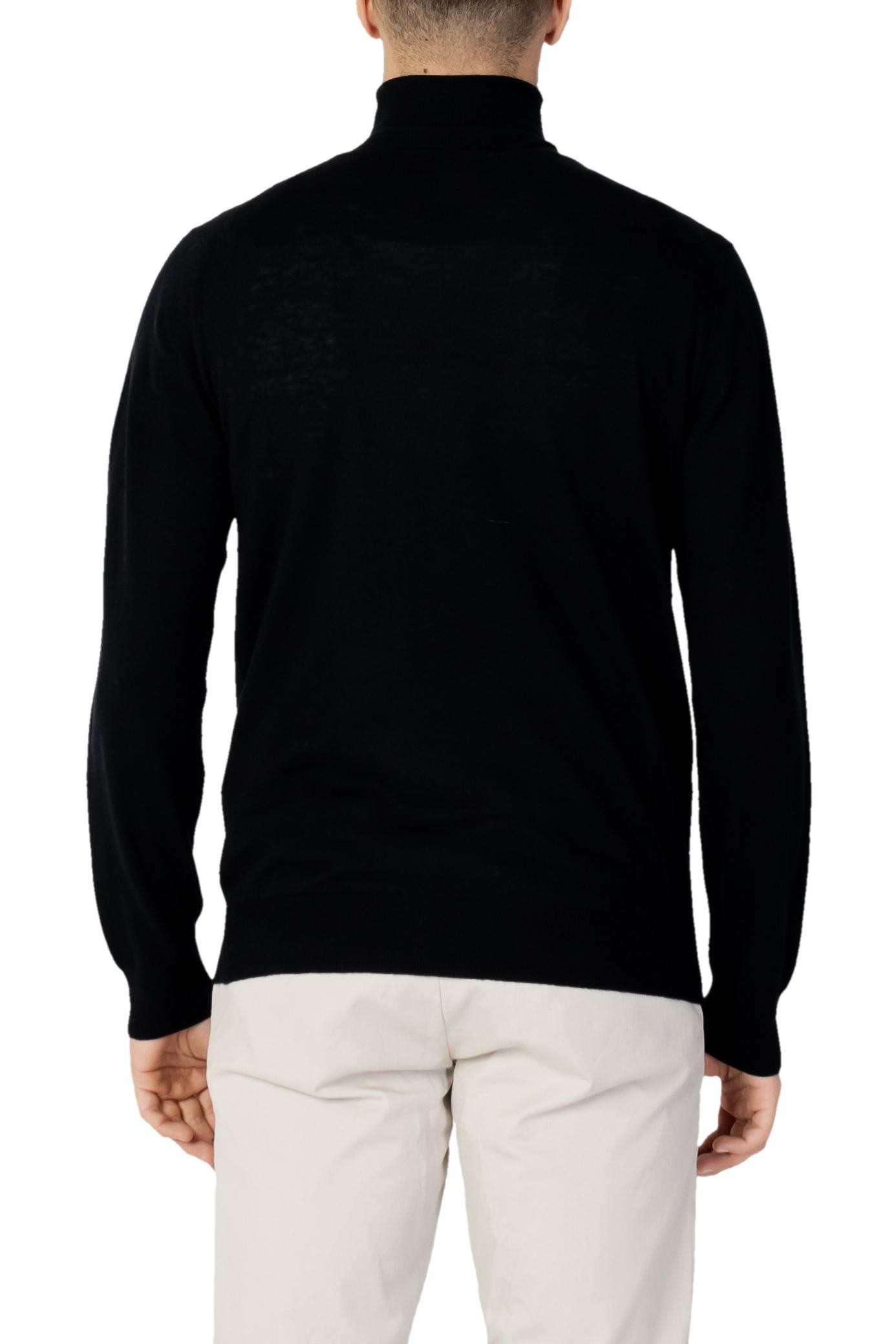 Diktat Knitwear