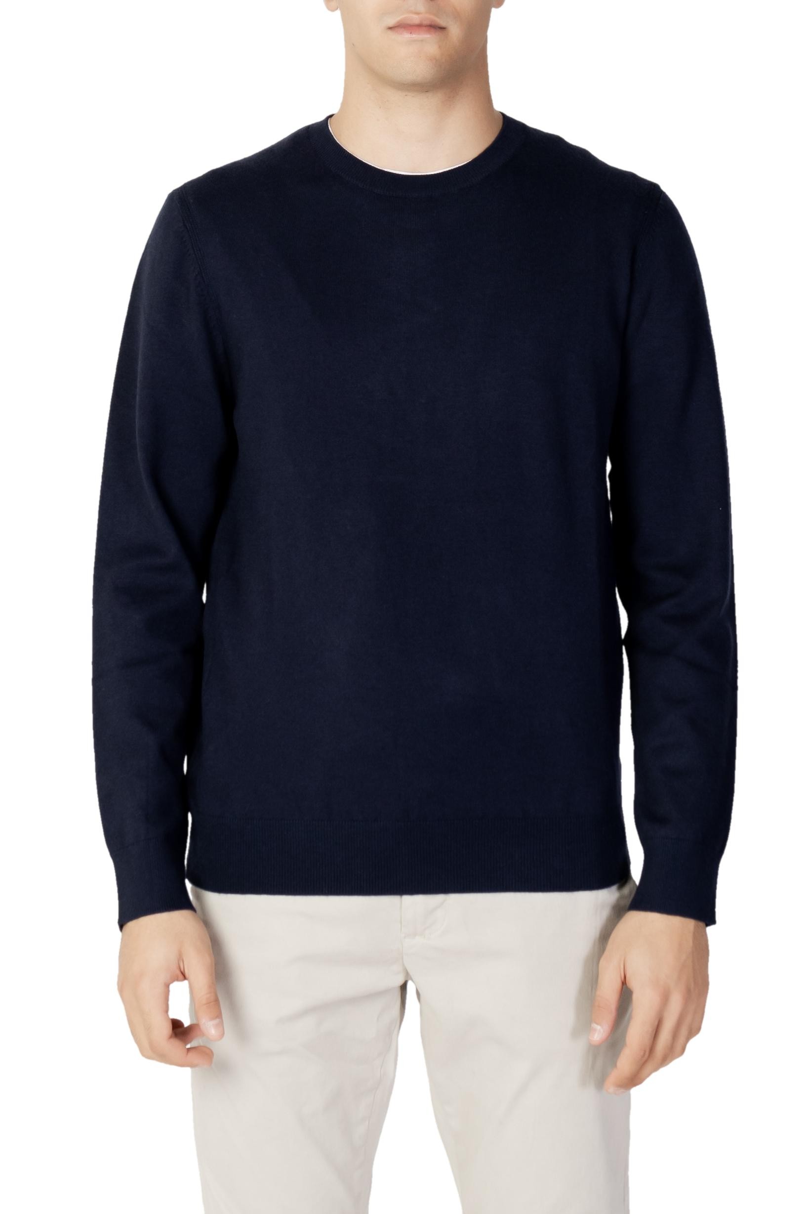 Diktat Knitwear