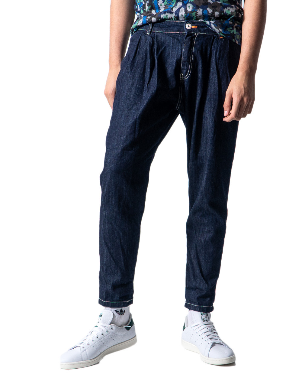 Display Jeans
