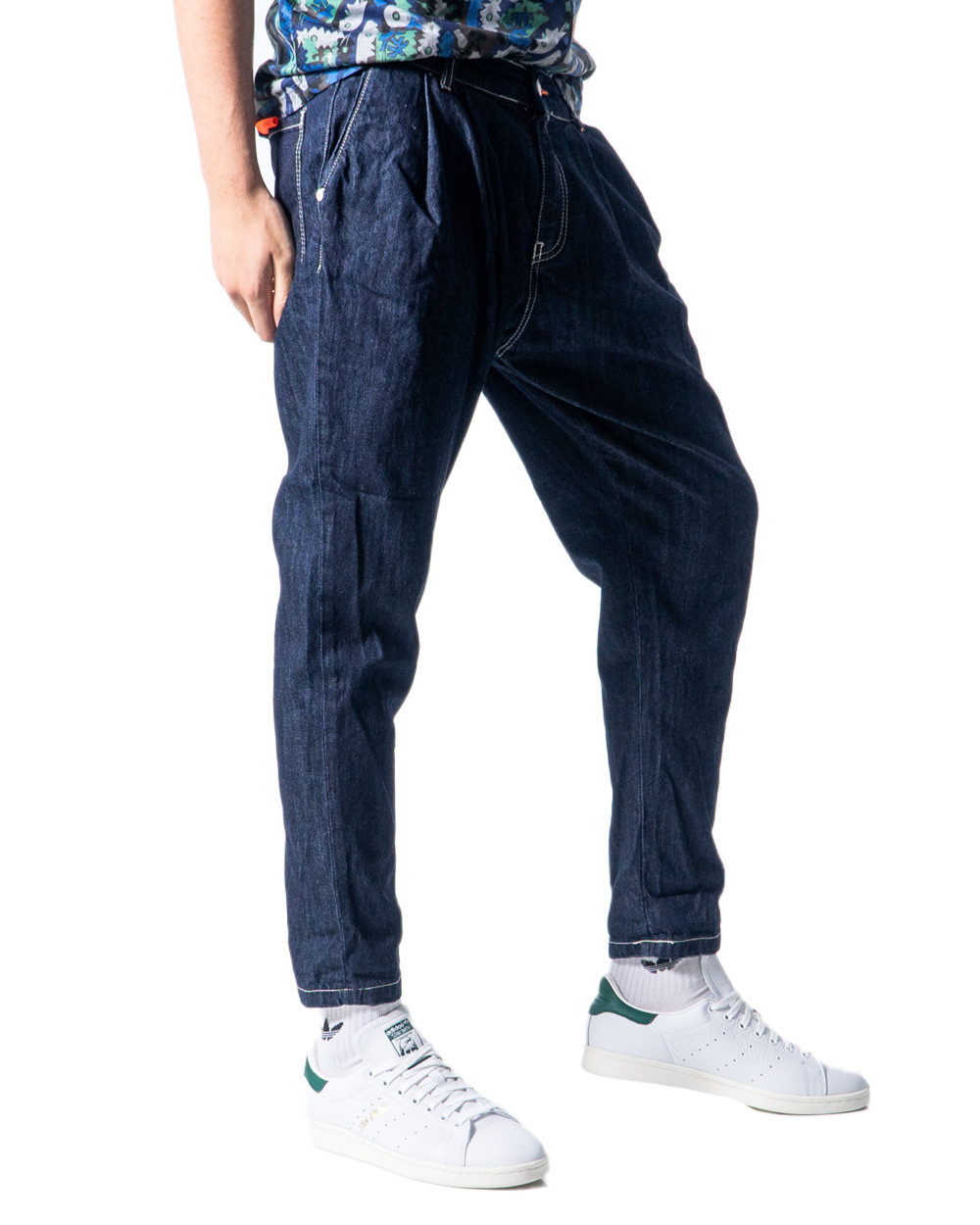 Display Jeans