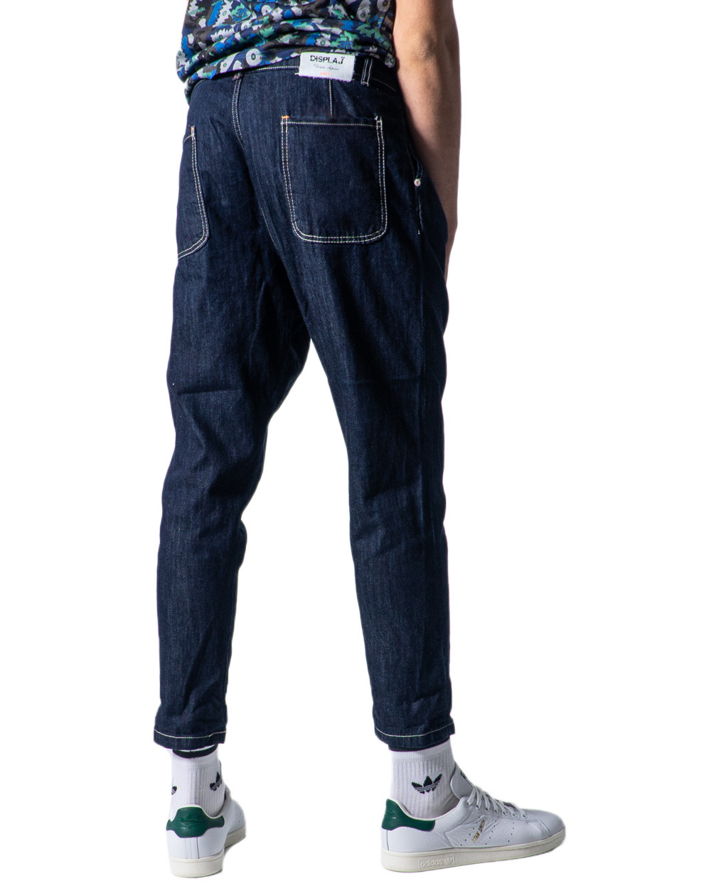 Display Jeans