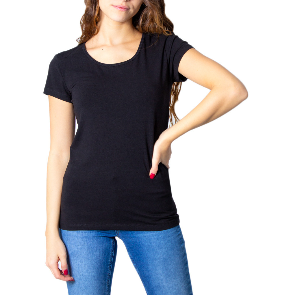 ONLY T-shirts
